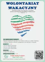 Plakat "Wolontariat wakacyjny" z trójkolorowym typograficznym sercem i informacjami o wolontariacie