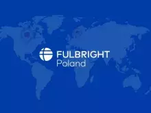logo Fulbright Poland na granatowym tle
