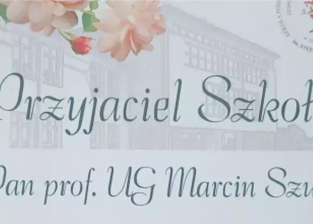 Wyróżnienie dla dr. Marcina Szulca, prof.UG, za wsparcie udzielane podczas pandemii nauczycielom,…