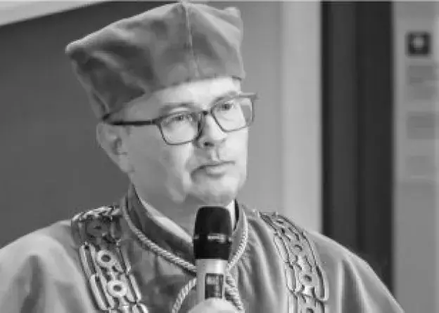 Pożegnanie dr hab. Tadeusza Dmochowskiego, prof. UG. Informacje o uoczystości pogrzebowej.