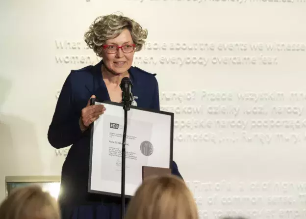 Dr Anna Strzałkowska uhonorowana Nagrodą Solidarności i Praw Człowieka ECS