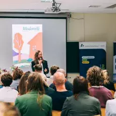 Wydarzenie: premiera książki „Młodorośli opowiadają o rodzinie” oraz seminarium naukowe poświęcone tematyce wsparcia młodzieży w dzisiejszym świecie. 